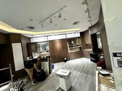 Breadtalk (D19), Retail #551224561